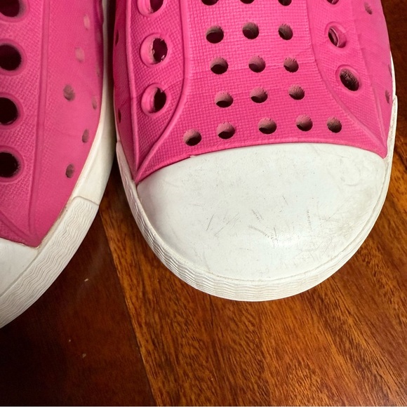 Native Kids Pink Slip-On Shoes - Picture 3 of 9